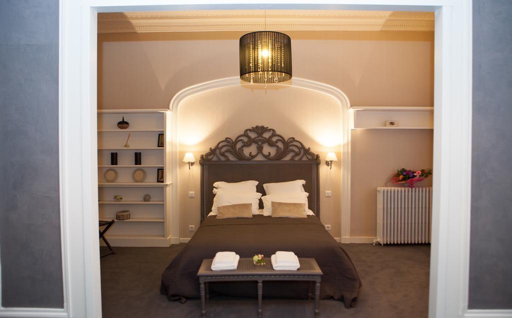 Chambres D'Hotes La Chartreuse Des Eyres Podensac Zimmer foto