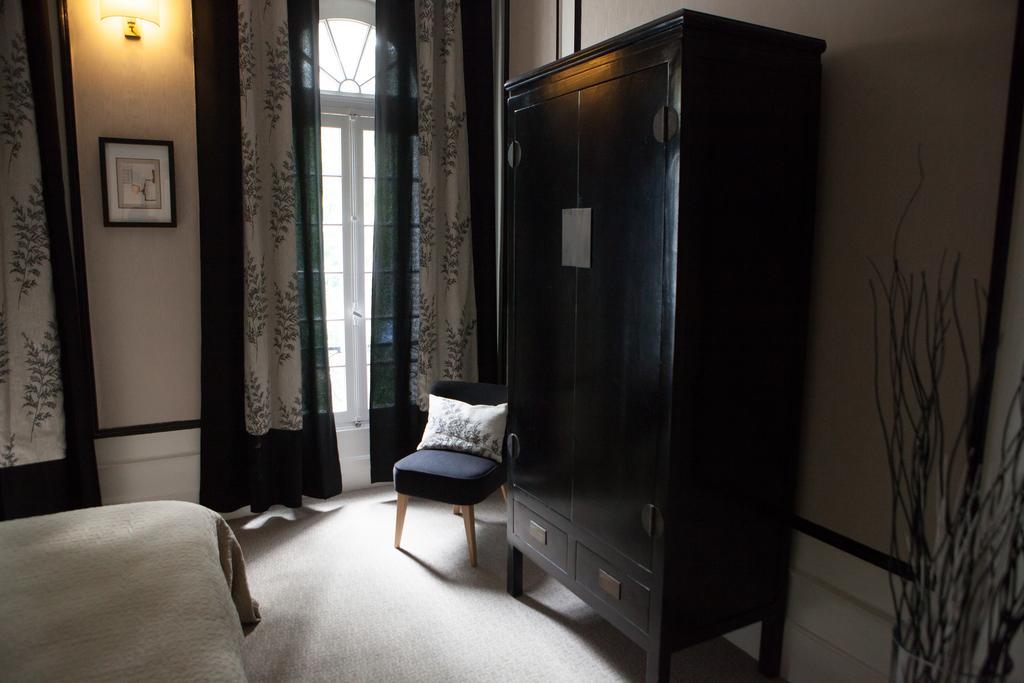 Chambres D'Hotes La Chartreuse Des Eyres Podensac Zimmer foto